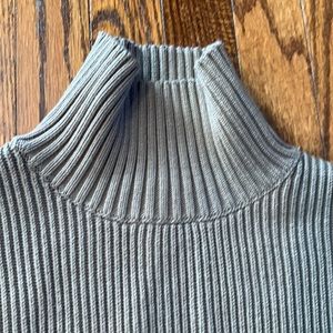 ZARA | Chunky Cotton Turtleneck | Sz M (Fits a Sz 12 — me)